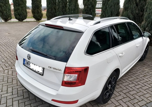 Skoda Octavia cena 34500 przebieg: 294000, rok produkcji 2013 z Sobótka małe 596